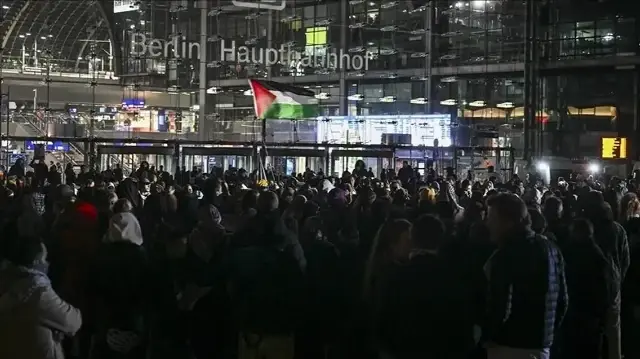 برلين.. مظاهرة للاحتجاج على اعتراض إسرائيل أسطول الصمود