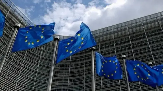 المفوضية الأوروبية تتجنب إدانة دولة الاحتلال إثر هجومها على "أسطول الصمود"