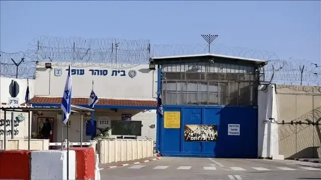 بسجن إسرائيلي.. إطلاق رصاص مطاطي على أسير فلسطيني طالب بمعالجته