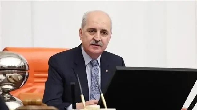 قورتولموش يهنئ "أرهورمان" الفائز بالرئاسيات في قبرص التركية