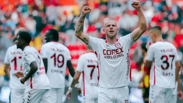Rick van Drongelen'in Kayserispor maçındaki gol sevinci