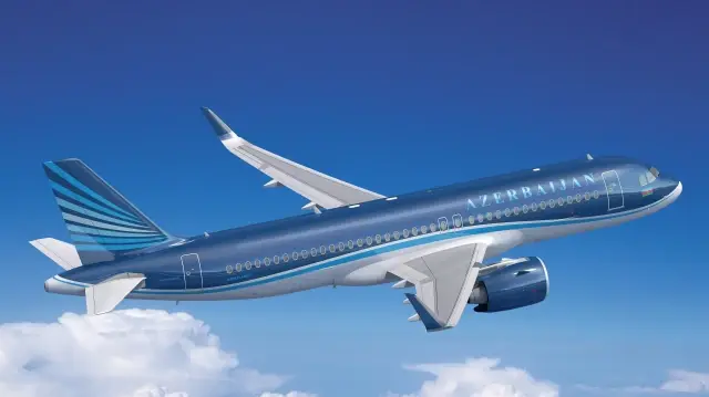 Самолет AZAL вернулся в Петербург после вылета в Баку | Фото: AZAL