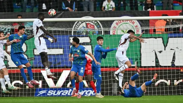 Paul Onuachu, bu sezon kafayla 3 gol attı.