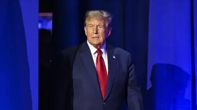 ترامب يصف الرئيس الكولومبي بـ"زعيم مخدرات"