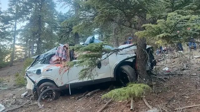 Adana’da uçuruma yuvarlanan cipteki karı-koca hayatını kaybetti