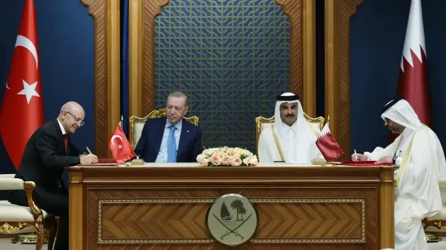 تركيا وقطر توقعان اتفاقيات في مجالات عدة