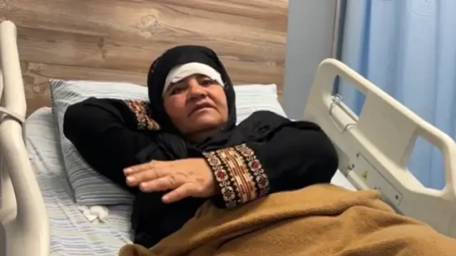"فقدت الوعي".. الفلسطينية أبو عليا ضحية جديدة لعنف المستوطنين بالضفة