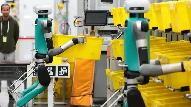 Le géant américain du e-commerce prévoit d’automatiser 75 % de ses opérations d’ici 2027, réduisant fortement ses besoins en main-d’œuvre.