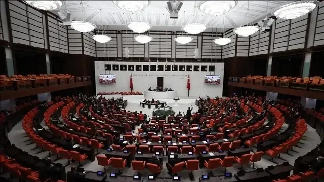 تركيا تصادق على تمديد مهام جنودها في لبنان ضمن "اليونيفيل"