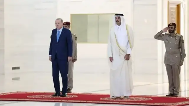 الرئيس أردوغان يشارك في مأدبة أقامها أمير قطر على شرفه