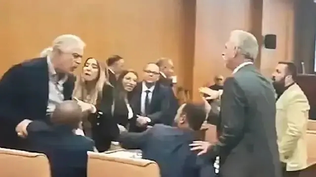 Mamak Belediyesi’nin ekim ayı meclis toplantısı.