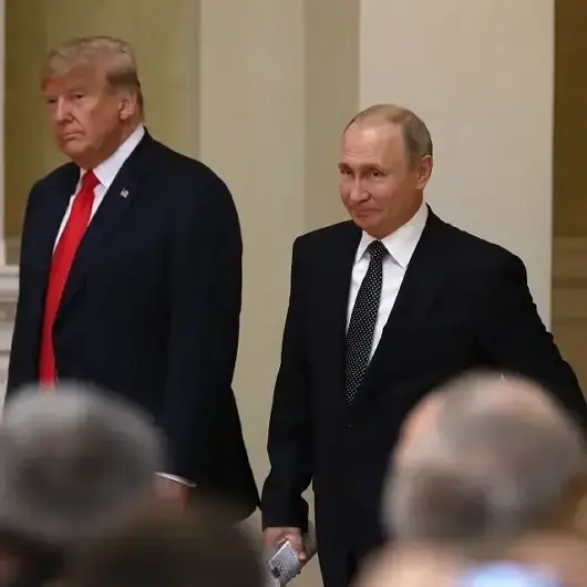 امریکہ نے روس کی دو بڑی آئل کمپنیوں پر پابندی لگا دی، ’پوتن جنگ ختم کرنے کے لیے سنجیدہ نہیں‘: ٹرمپ کی تنقید 