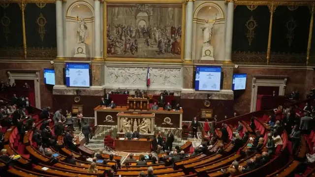 Selon Philippe Brun, député socialiste et rapporteur général du budget, "le compte n’y est pas".