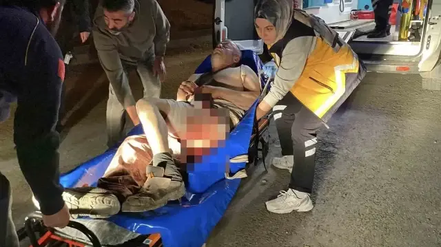 Aksaray’da Kılıçaslan Parkı’nda 8 yerinden bıçaklanan adam ağır yaralandı