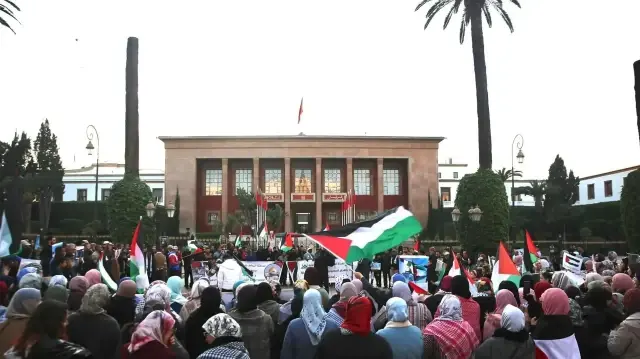 المغرب.. وقفة احتجاجية تنديدا باستمرار الاحتلال الإسرائيلي قصف غزة رغم الاتفاق