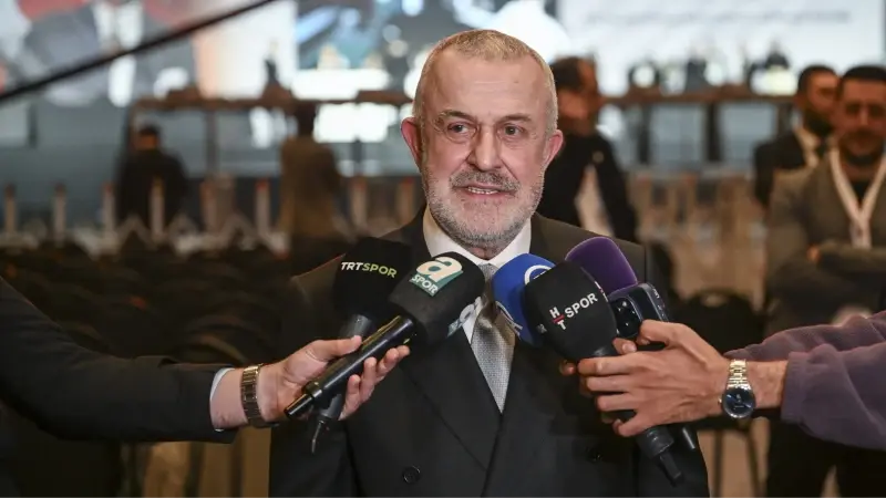 ICEC İstanbul Lütfi Kırdar Kongre ve Sergi Sarayı Rumeli Salonu'nda yapılan Beşiktaş Kulübünün divan kurulu başkanlık seçiminde 683 oy alarak yeni divan kurulu başkanı olan Ahmet Ürkmezgil, seçimin ardından basın mensuplarına açıklamalarda bulundu.