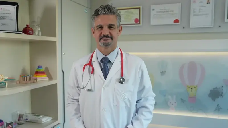 Çocuk Göğüs Hastalıkları Uzmanı Prof. Dr. Sedat Öktem