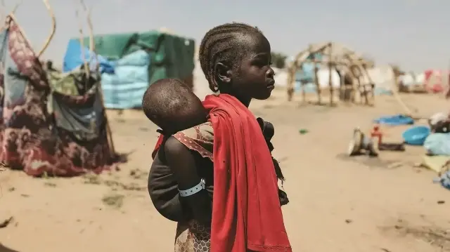 أطباء السودان: وفاة 3 أطفال يوميا جراء سوء التغذية والأمراض بالفاشر