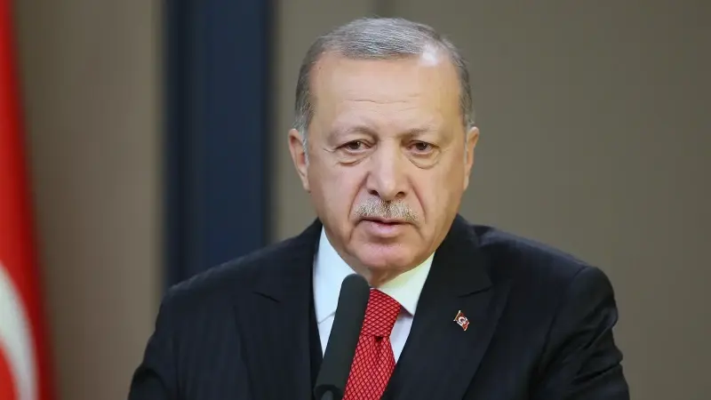 Cumhurbaşkanı Erdoğan, Kuveyt, Katar ve Umman ziyareti dönüşü gazetecilerin sorularını yanıtladı.