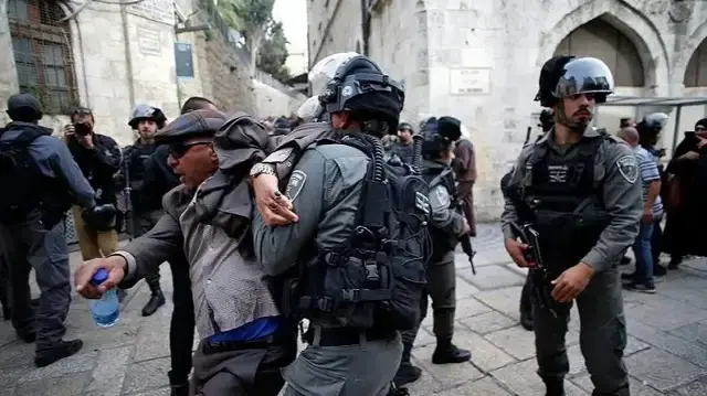 الاحتلال الإسرائيلي يعتقل 9 فلسطينيين في الضفة الغربية