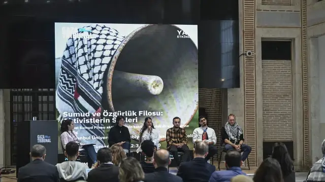 Dans le cadre du programme "Tribunal de Gaza : session finale", au cours duquel le "Tribunal de Gaza", initiative mondiale indépendante créée pour enquêter sur les crimes de guerre commis par Israël à Gaza, rendra sa décision finale, s'est tenue la session "Sumud et la Flottille de la liberté – Les voix des militants". Présidée par l'ancien rapporteur des Nations unies (ONU) pour la Palestine, le professeur Richard Falk, la troisième journée du programme, qui s'est déroulée dans la salle de conférence du professeur Cemil Birsel de l'université d'Istanbul, a été consacrée aux thèmes "Complicité, système international, résistance et solidarité".