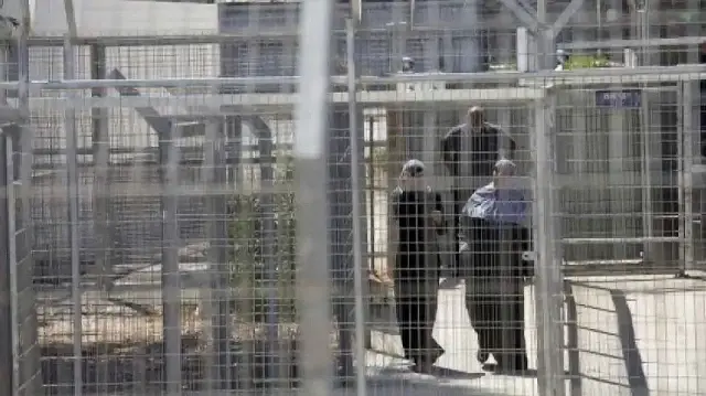 نادي الأسير: 49 فلسطينية بينهن طفلتان في سجون الاحتلال