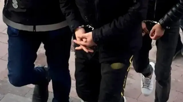 Türkiye extradites 10 fugitives wanted on Interpol notices