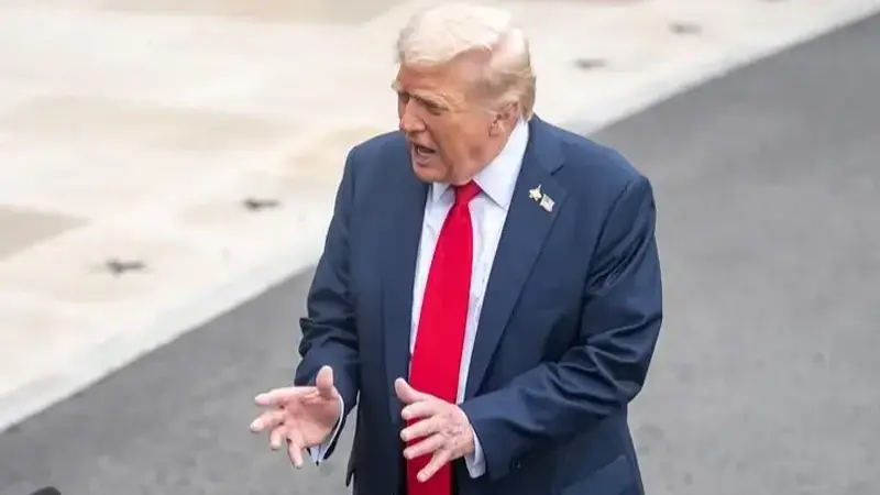 Trump, Gazze'de güvenliği sağlayacak Uluslararası İstikrar Gücü'nün ne zaman devreye gireceği sorusuna, "Oldukça hızlı. Şu anda liderleri seçiyorlar. Orta Doğu'da barış olabilir. Bu, daha önce hiç olmayan gerçek bir barış. 3 bin yıldır hiç olmadı" yanıtını verdi.