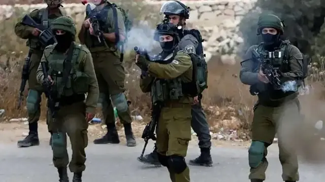 إصابة فلسطينيين اثنين برصاص الاحتلال الإسرائيلي في الضفة