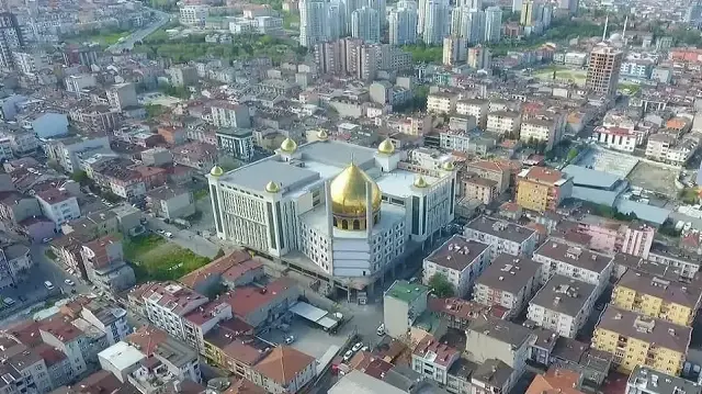  Mечеть и культурный центр Зейнебие