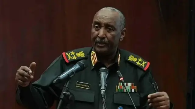 البرهان: انسحابنا من الفاشر لتفادي "قتل ممنهج" للمدنيين