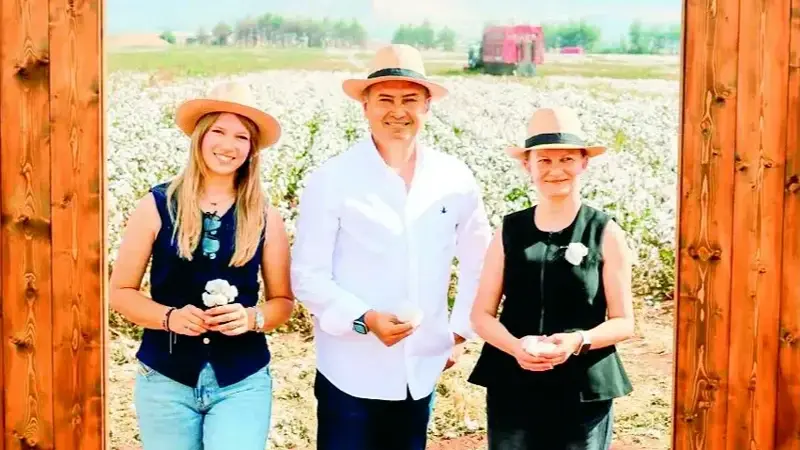 Nihan Işık, Besim Özek, Sanem Tuna.