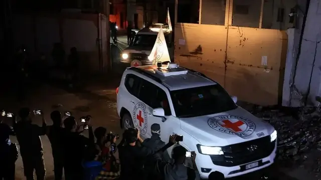 "القسام" تعتزم تسليم جثة أسير إسرائيلي مساء الاثنين 