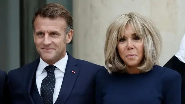 Le Président français Emmanuel Macron et son épouse Brigitte Macron.