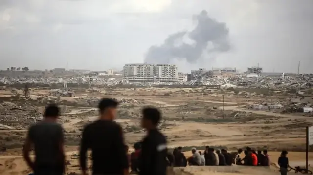 الاحتلال الإسرائيلي يخرق الاتفاق بقصف مناطق داخل "الخط الأصفر" في غزة