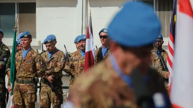 Le général de division Diodato Abagnara, chef de mission et commandant de la force, photographié au quartier général de la FINUL à Naqoura, dans le sud du Liban, le 24 octobre 2025.