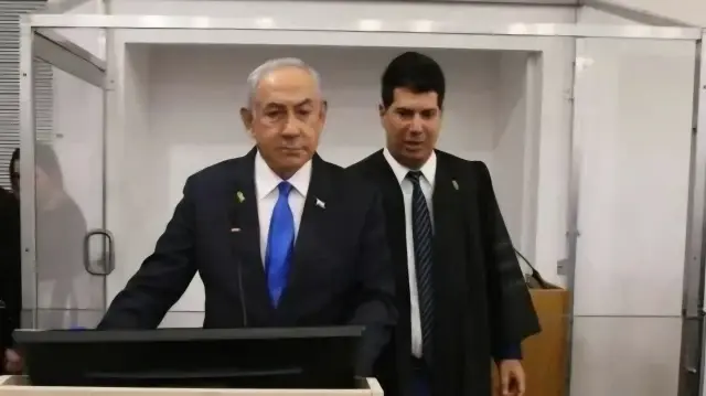 نتنياهو يحتج على زيادة عدد أيام محاكمته أسبوعيا بدءا من نوفمبر