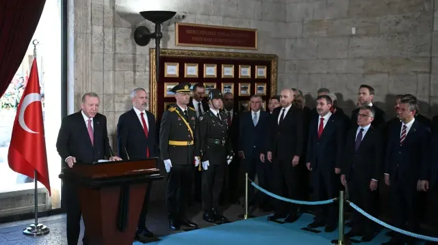 Реджеп Тайип Эрдоган посетил мавзолей Ататюрка по случаю Дня Республики. | Фото: AA