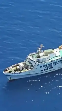 11 more ships sail to Gaza in bid to break Israeli blockade