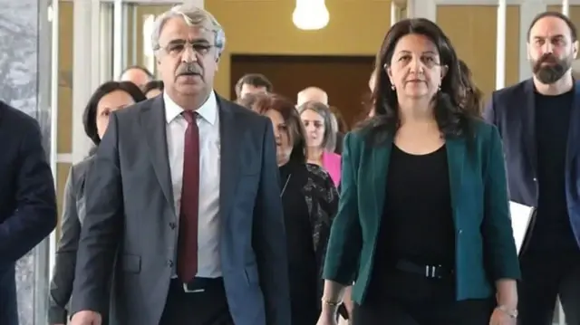 DEM Parti heyeti, bugün İmralı Adası'nda PKK elebaşı Abdullah Öcalan'la görüşecek.