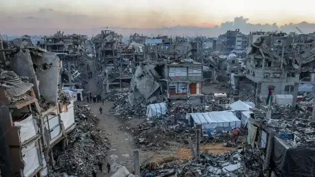 مدينة غزة تباد.. غارات إسرائيلية وحصار يقطع شرايين الحياة