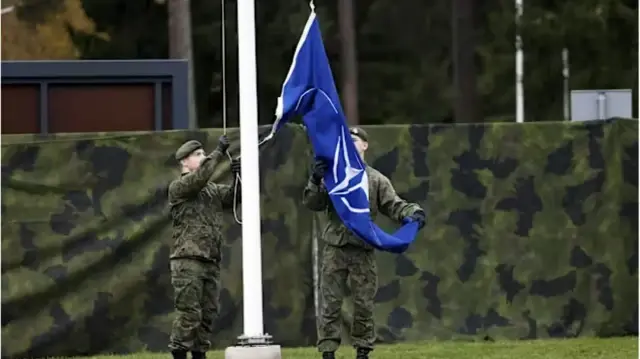 Открытие штаба сухопутных войск НАТО