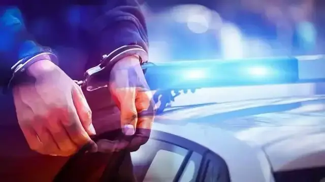"Uyuşturucu veya uyarıcı madde ticareti yapma veya yarar sağlama" suçundan 14 yıl kesinleşmiş hapis cezası olduğu için aranan hükümlü yakalandı.