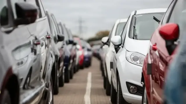 Nissan yangın riski nedeniyle 19 binden fazla elektrikli aracı geri çağırıyor
