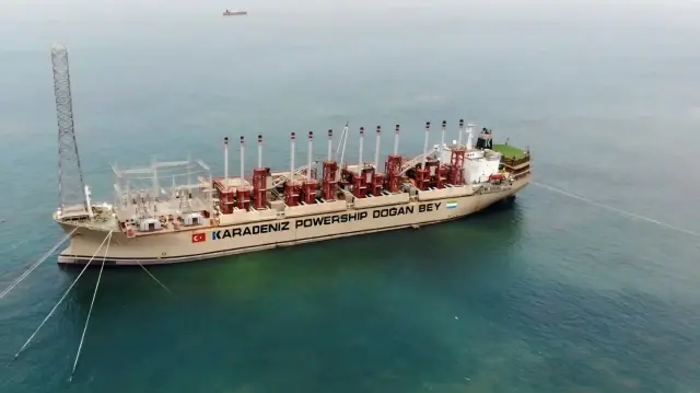 بمحطات عائمة.. الطاقة التركية تسهم في تنمية إفريقيا