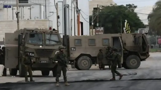 الاحتلال الإسرائيلي يقتحم مخيم الفارعة للاجئين شمالي الضفة