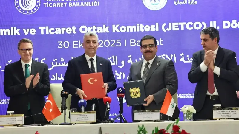 Ticaret Bakanı Ömer Bolat ve Irak Ticaret Bakanı Etir Davud Selman El-Greyri.