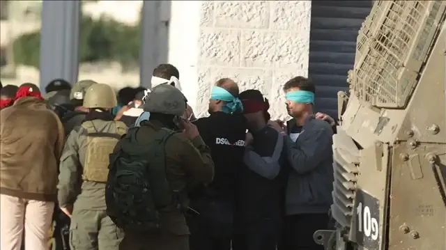 أحدهما قبل زفافه.. الاحتلال يعتقل محررين فلسطينيين بالضفة