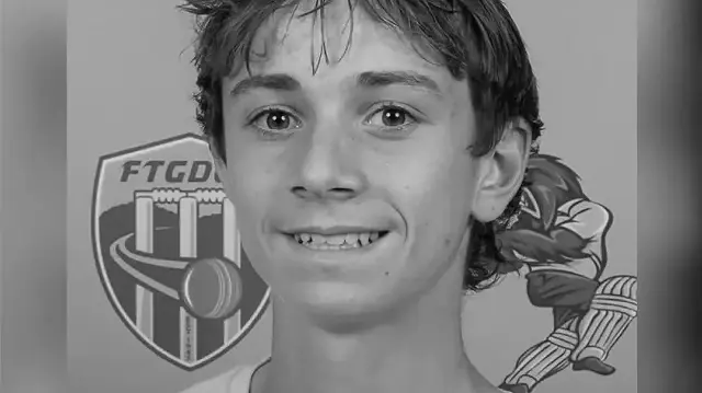 Ben Austin, 17 ans, est décédé après avoir été touché au cou par une balle lors d’un entraînement à Melbourne, un accident rare dans le monde du cricket.