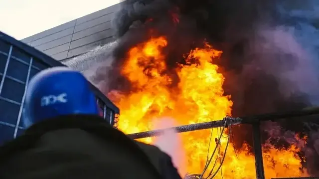 Ukraine imposes daily power cuts after infrastructure damage